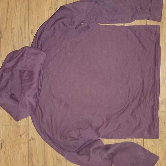 Swearter - Picture 3 of 3